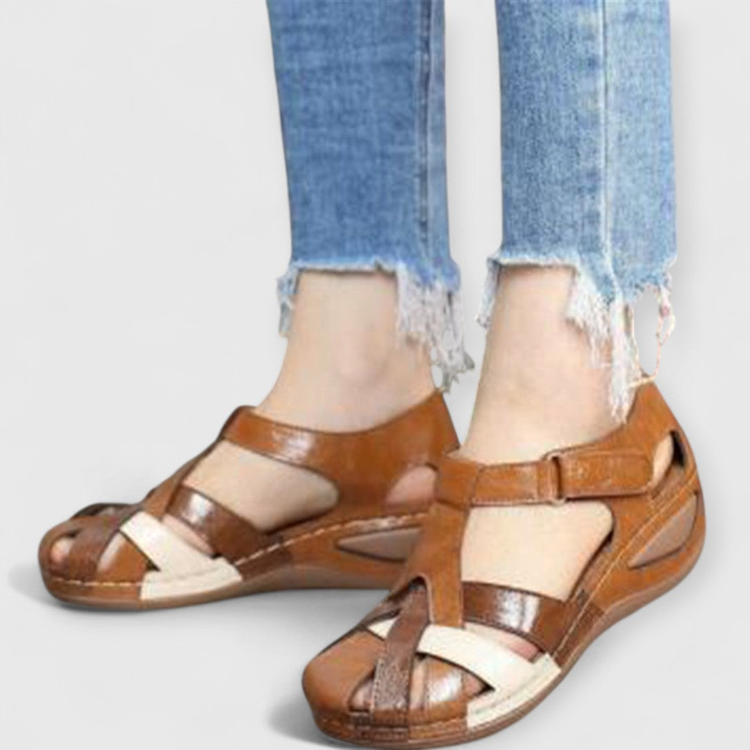 KIANA - Elegante Riemen-Wedges