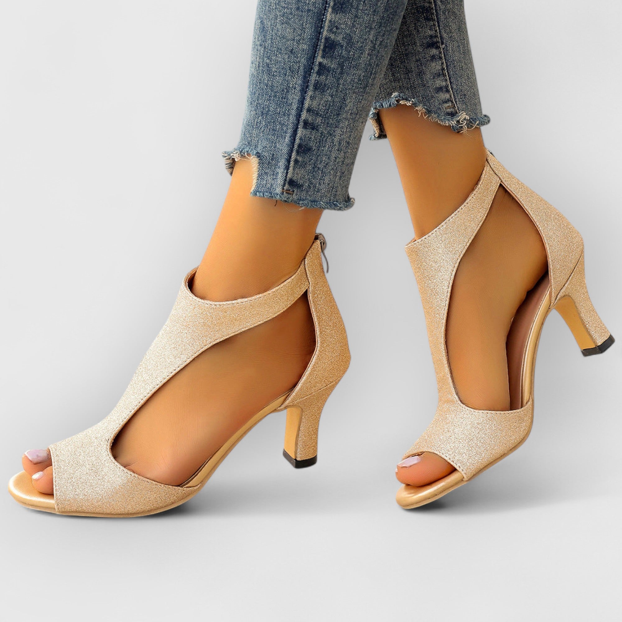 Nessa - Orthopädische Sandalen mit Absatz und Cut-Out