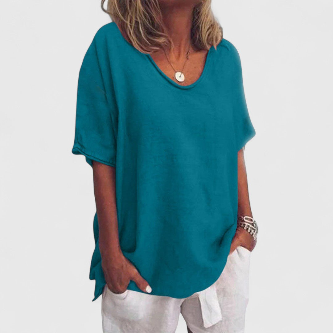 Lena – Feminines Shirt mit V-Ausschnitt