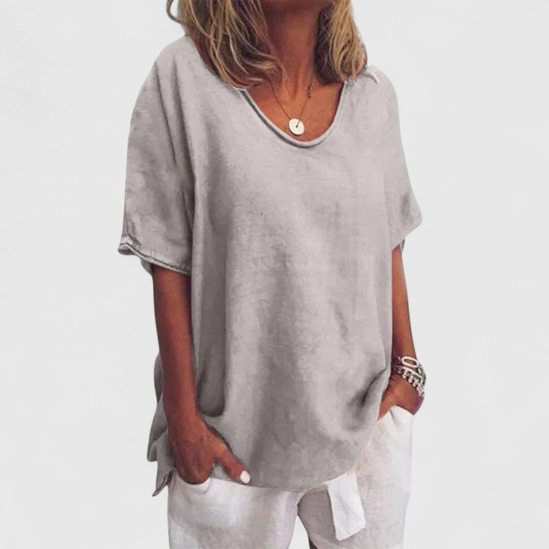Lena – Feminines Shirt mit V-Ausschnitt