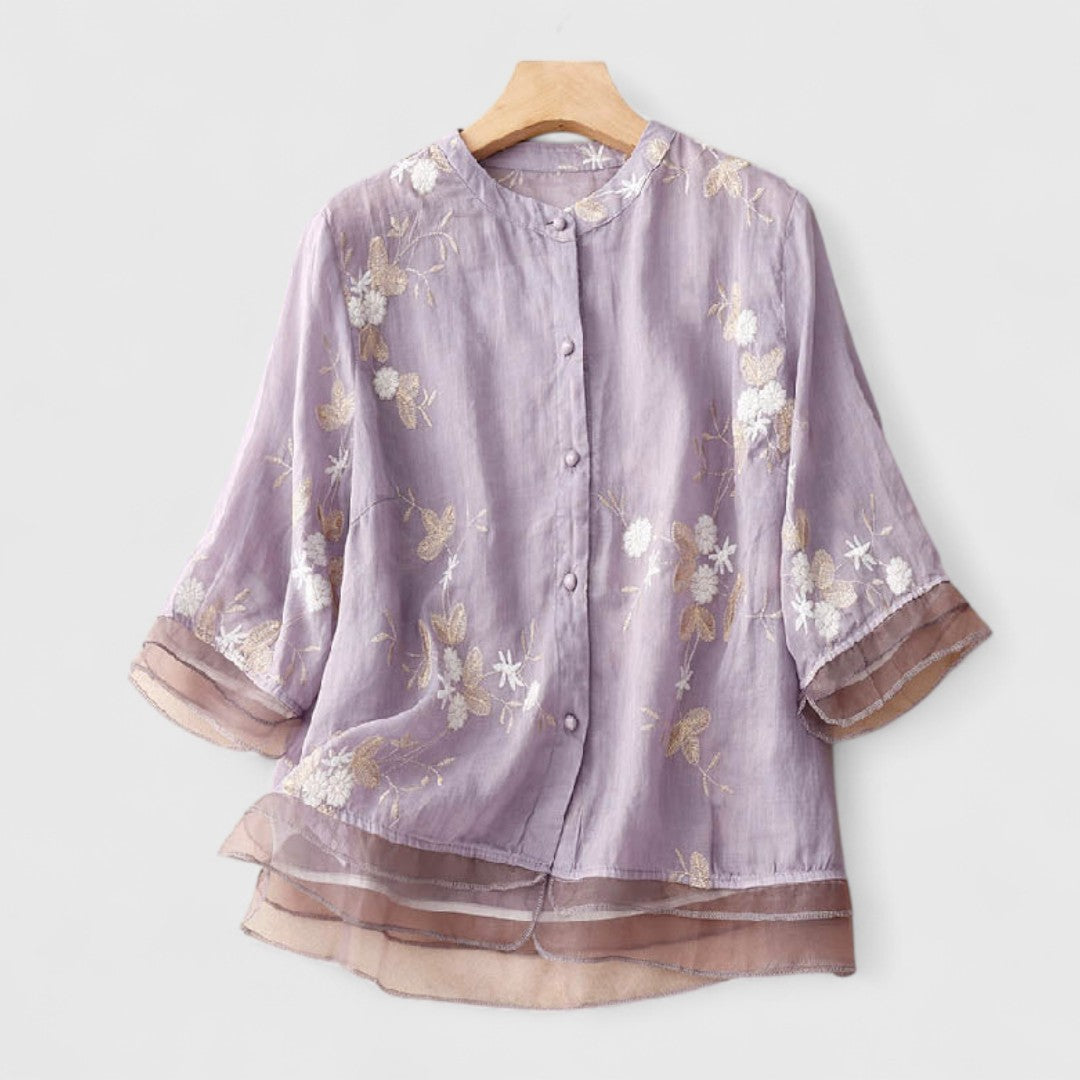 Maisie – Florale Leichtigkeit mit Stil