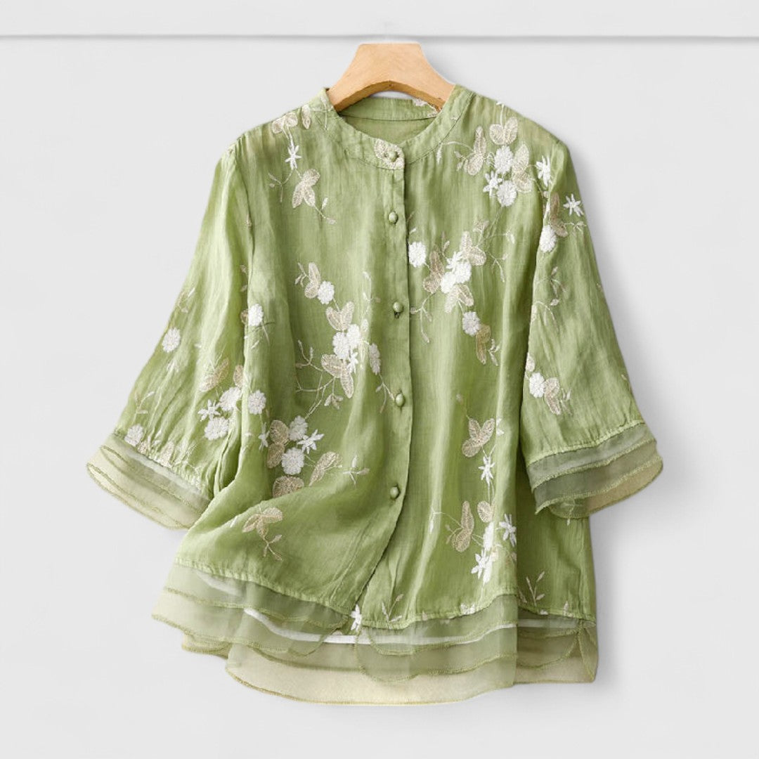Maisie – Florale Leichtigkeit mit Stil