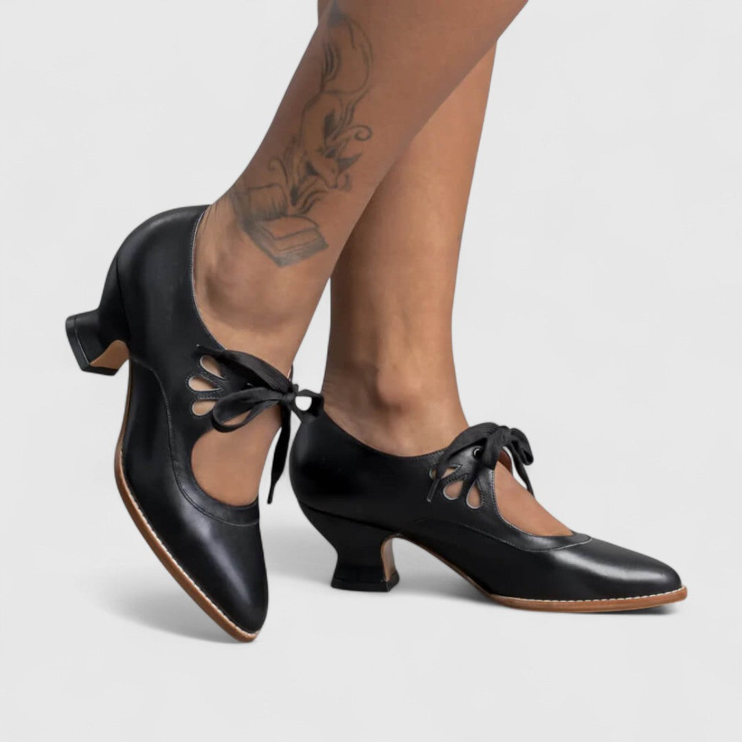 Leandra - Orthopädische Riemenschuhe