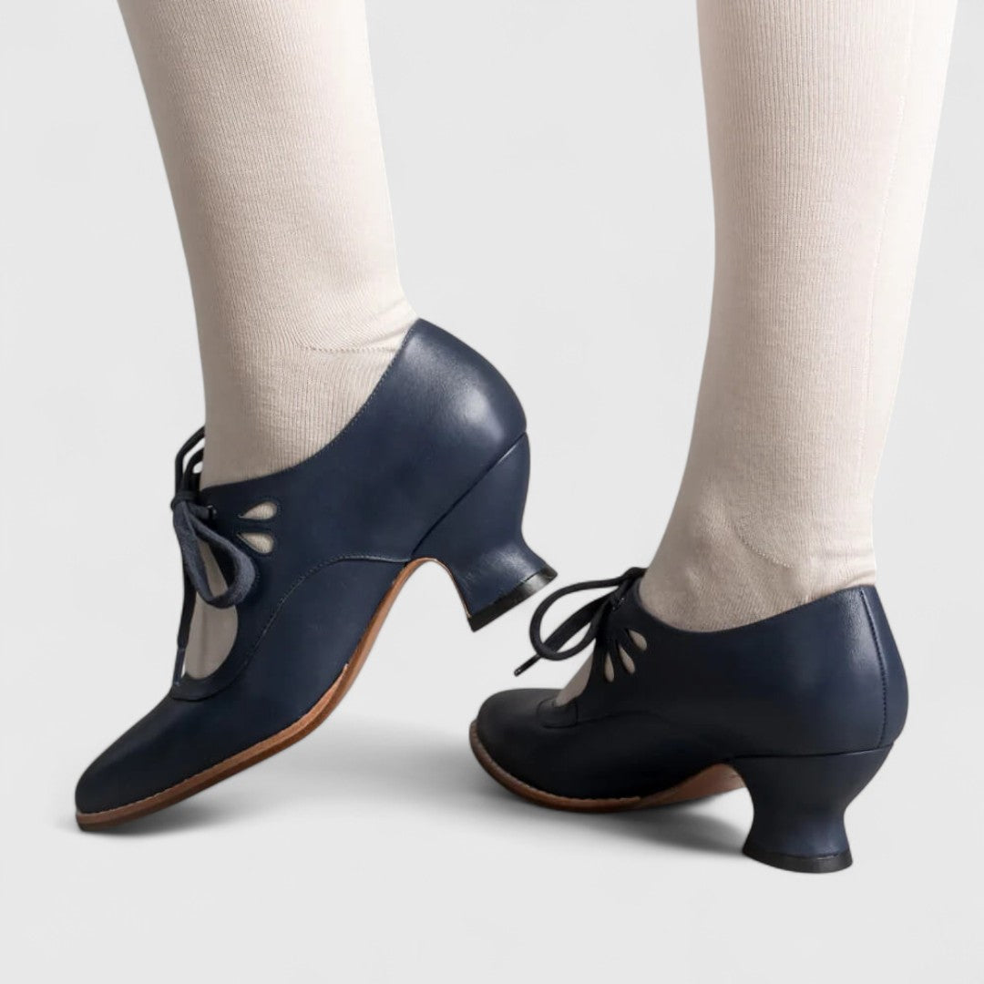 Leandra - Orthopädische Riemenschuhe